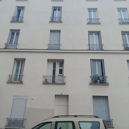 38 M2 - Metro 4 A 5 Min - Proche Paris Apartment *